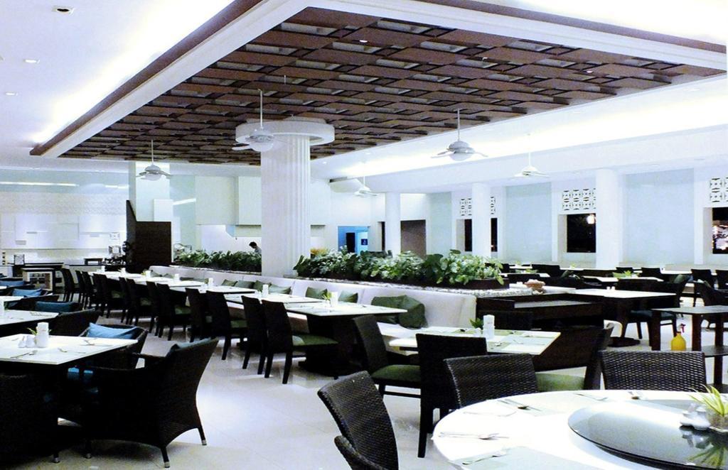 Methavalai Hotel Petchaburi Esterno foto