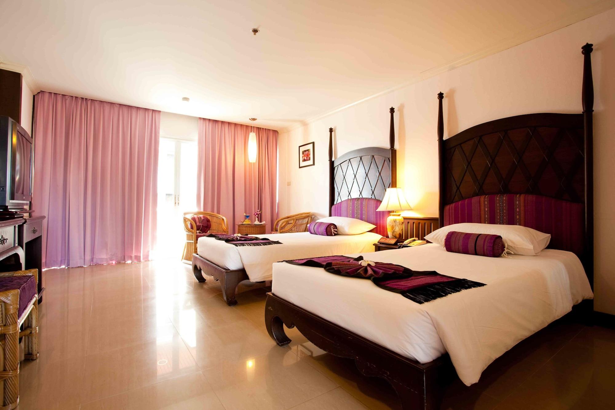 Methavalai Hotel Petchaburi Esterno foto