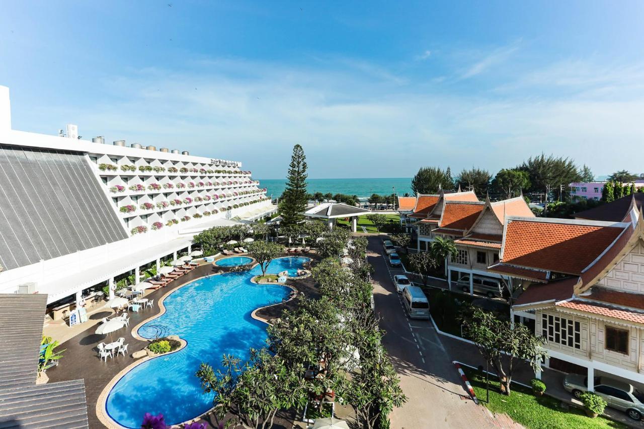 Methavalai Hotel Petchaburi Esterno foto