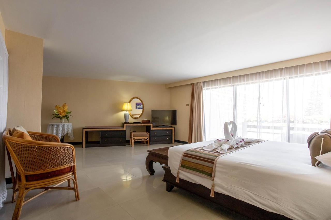 Methavalai Hotel Petchaburi Esterno foto